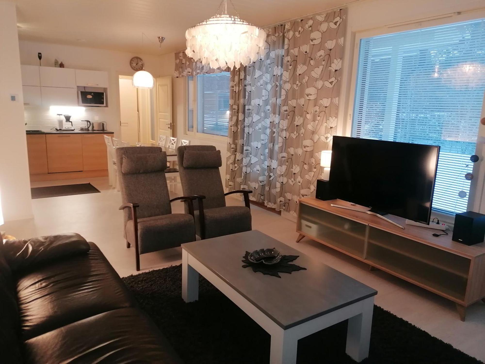 Majoituspalvelu Nurmi Apartment Oksapolku 2 B Deluxe Huoneisto 103M2 Raahe Buitenkant foto